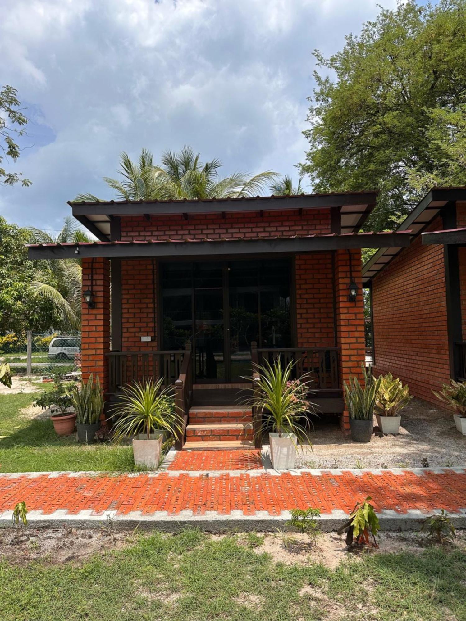 Red Coral Cottage Langkawi Exteriör bild