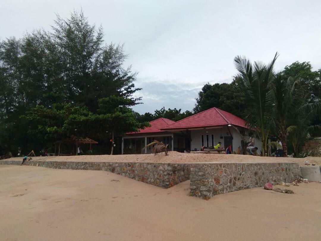 Red Coral Cottage Langkawi Exteriör bild